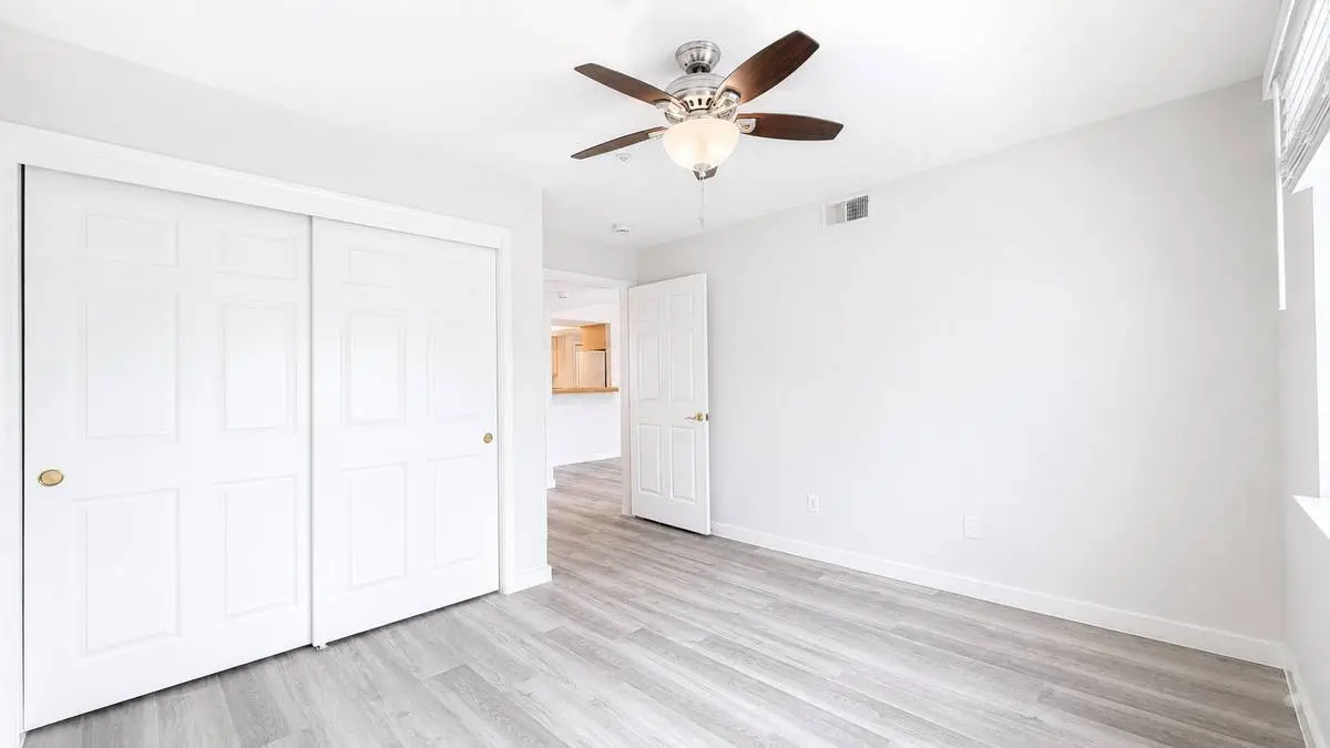 90 Athol Avenue #1D, rental in Grand Lake, Oakland