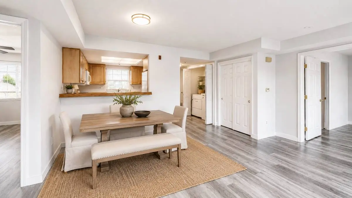 90 Athol Avenue #1D, rental in Grand Lake, Oakland